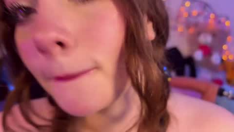 Snapshot of lil_belaa chatting on 05.16.26 Lil belaa online show from 05.16.26