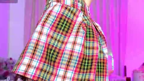 Lil Bella G online show from 10.07.25