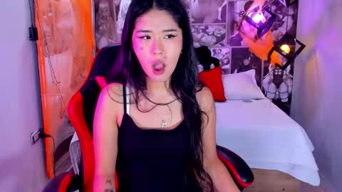 Lili Cey online show from 10.25.25