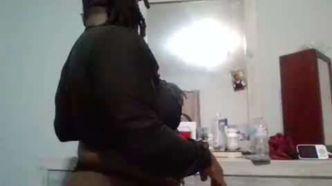 Snapshot of lil_chocolate1017 chatting on 05.30.26 Diamond online show from 05.30.26