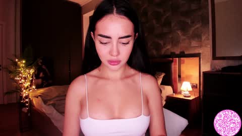 Gabriela online show from 12.12.24