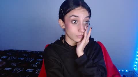 Lisaa online show from 03.06.25