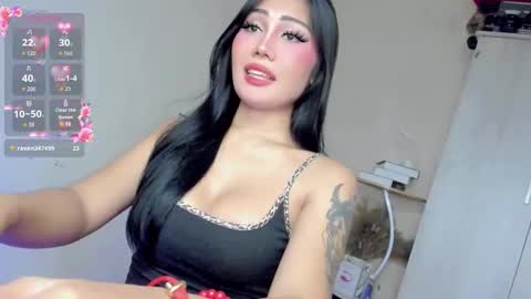 Snapshot of lil_m1ss_silly chatting on 09.19.25 Miss Lily online show from 09.19.25