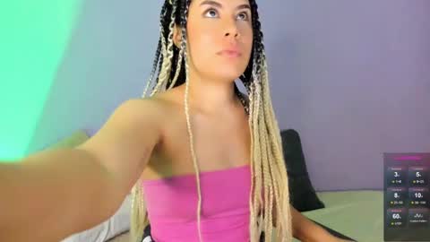 Lola online show from 02.10.25