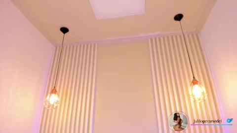 L I L A   online show from 11.12.25