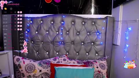 Snapshot of lila_gummy_ chatting on 12.16.24 online show from 12.16.24