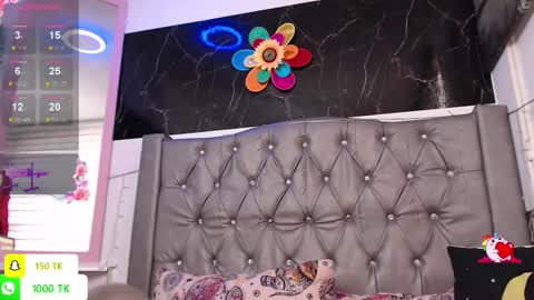 Snapshot of lila_gummy_ chatting on 01.05.26 online show from 01.05.26