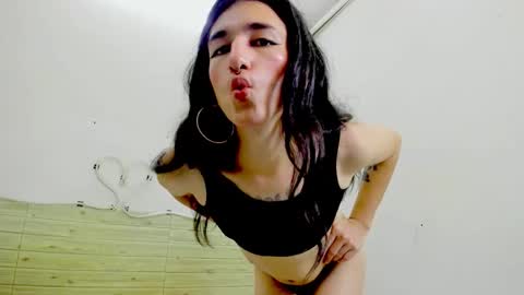 Lilah Sweet online show from 11.30.25