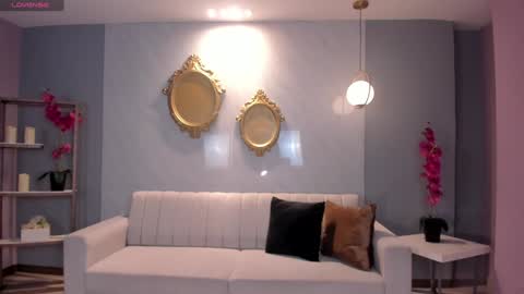 Lila West online show from 01.25.25