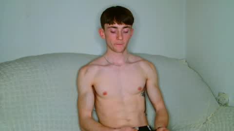 Snapshot of lilbearxxxx chatting on 02.15.26 lilbearxxxx online show from 02.15.26