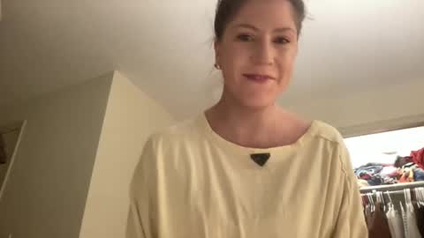 lilbi85_ online show from 01.28.25