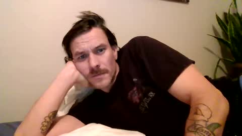 lildeer1980 online show from 12.24.24