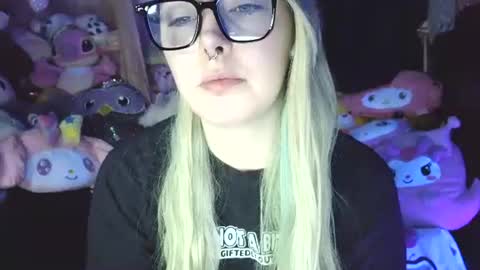 Snapshot of lilemmy1999 chatting on 02.06.25 emily ryanson online show from 02.06.25