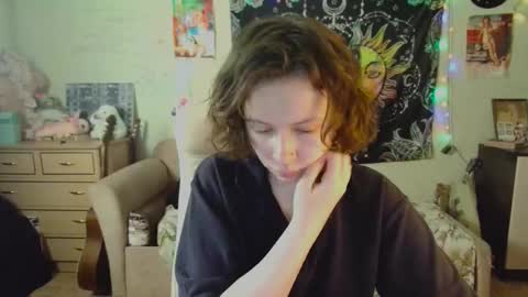 Lil online show from 09.29.25