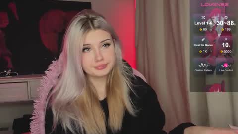 Nika and Lori online show from 09.27.25