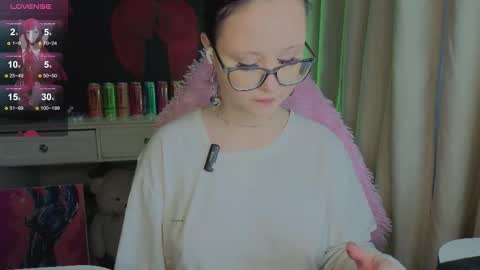 Nika and Lori online show from 11.29.25