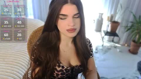 Snapshot of lili_hotly chatting on 05.28.26 Lilit online show from 05.28.26