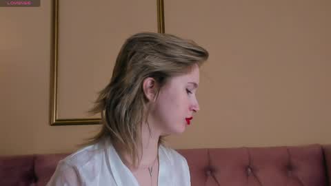 Snapshot of lilianadaniels chatting on 05.03.26 Lilian online show from 05.03.26