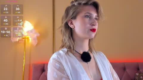 Snapshot of lilianadaniels chatting on 06.15.26 Lilian online show from 06.15.26