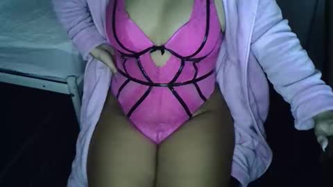 Lilianarose online show from 10.19.25