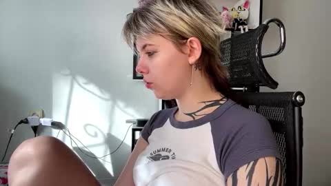 Lilian online show from 03.15.26