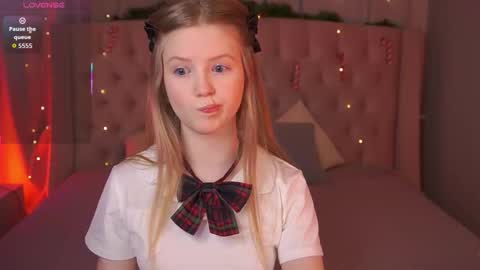 Snapshot of lilianhoward chatting on 01.15.26 Lilian online show from 01.15.26