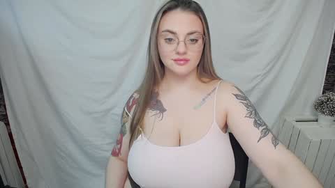 Lilia online show from 02.06.25