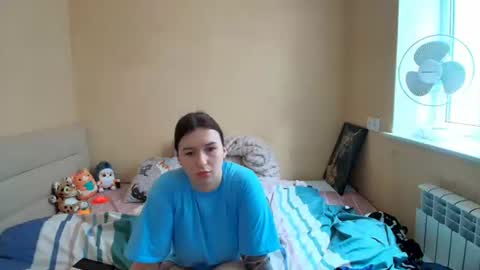 liliawoolf online show from 10.11.25