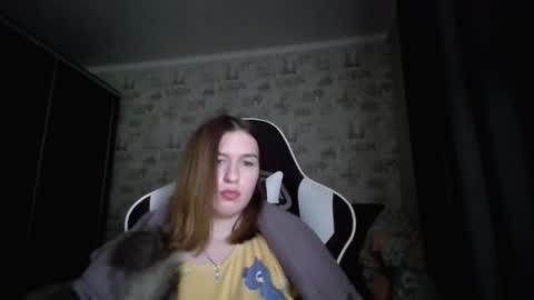 liliawoolf online show from 11.04.25