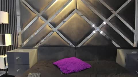  Lili  online show from 01.14.25