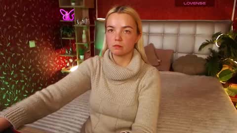 Lilie online show from 02.17.25