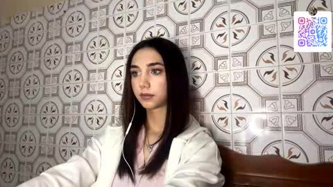 Lina online show from 11.23.25