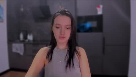 Snapshot of lililaluna chatting on 02.12.25             ...  online show from 02.12.25