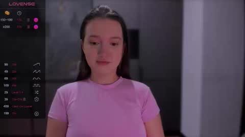 Snapshot of lililaluna chatting on 10.17.25             ...  online show from 10.17.25