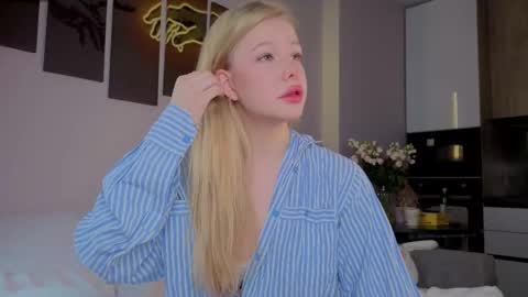 lililok101 online show from 02.18.26