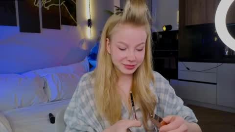 lililok101 online show from 04.16.26