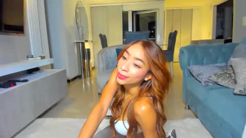 Lili  online show from 02.05.26