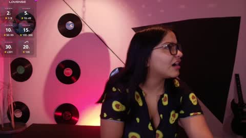 Lilith and Khloe  online show from 09.25.25