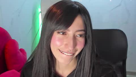 lilith cooper20 online show from 11.18.25