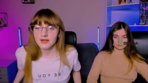 Snapshot of lilith_diva chatting on 11.19.25 lilith_diva online show from 11.19.25