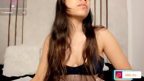 Snapshot of lilith_dry chatting on 09.15.25 lilith_dry online show from 09.15.25