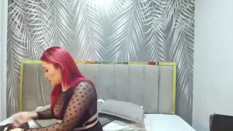 Snapshot of lilith_noirf chatting on 03.12.25 LILITH online show from 03.12.25