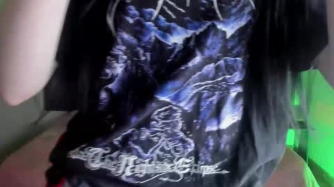 Lilith Patton  online show from 03.17.26