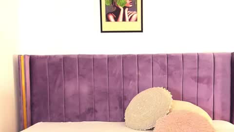 Lily online show from 02.14.25