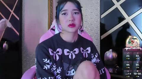 Snapshot of lilithcary chatting on 12.25.24 Lilith online show from 12.25.24