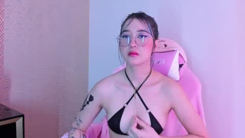 Snapshot of lilithcary chatting on 01.28.25 Lilith online show from 01.28.25