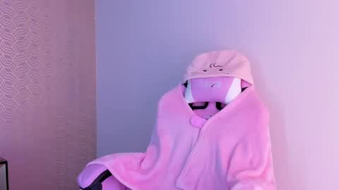 Snapshot of lilithcary chatting on 02.04.25 Lilith online show from 02.04.25