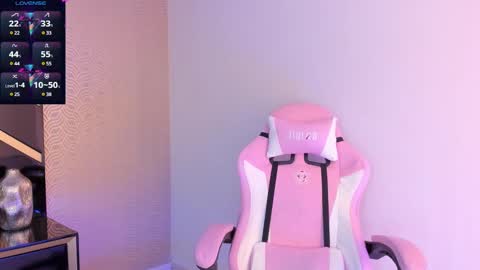 Snapshot of lilithcary chatting on 02.22.25 Lilith online show from 02.22.25