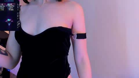 Snapshot of lilithcary chatting on 03.02.25 Lilith online show from 03.02.25