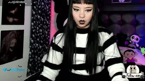 Snapshot of lilithmoon666 chatting on 01.22.25   online show from 01.22.25